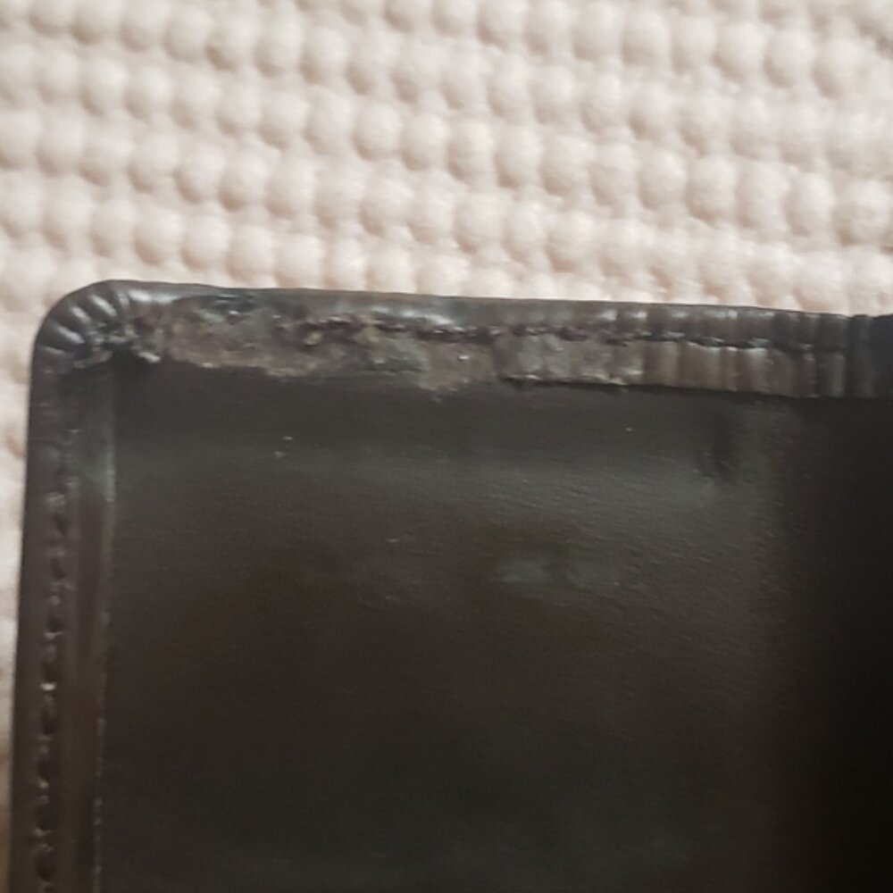 Louis Vuitton Brown Epi Leather Key Holder Case Pouch - Picture 15 of 16